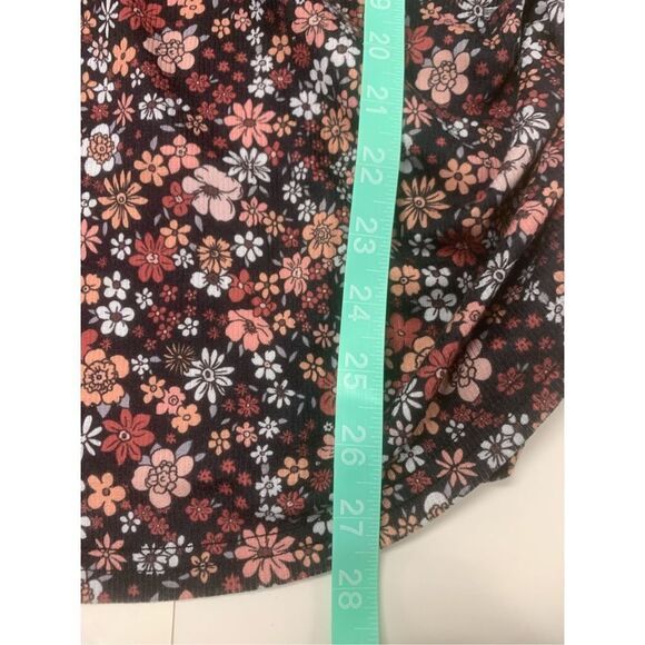 Floral Rouched T-shirt - Picture 8 of 8